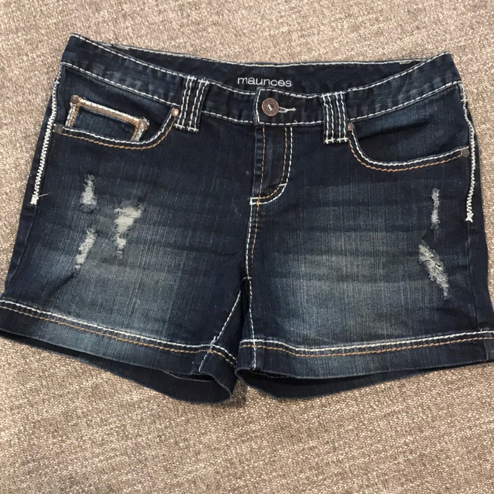 Blue jean shorts size 9/10. Maurices. Worn once.